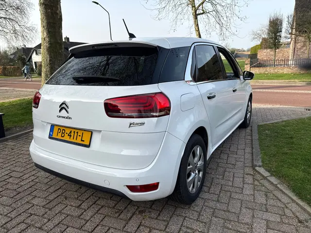 Citroën C4 Picasso 1.2 PureTech Business 2017 Benzine 6
