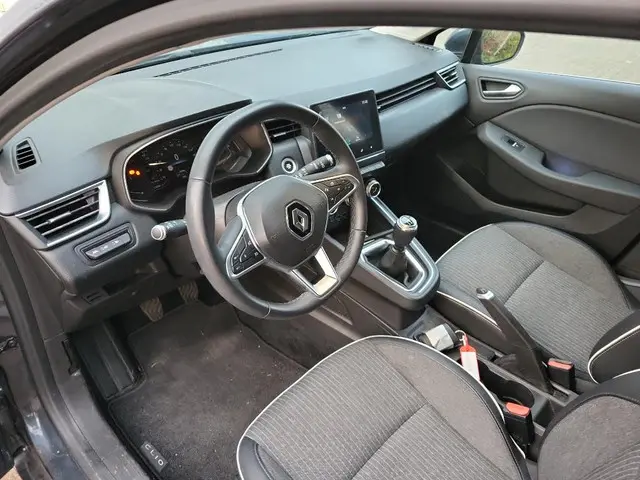 Renault Clio 1.0 TCe Intens 2021 Benzine 7