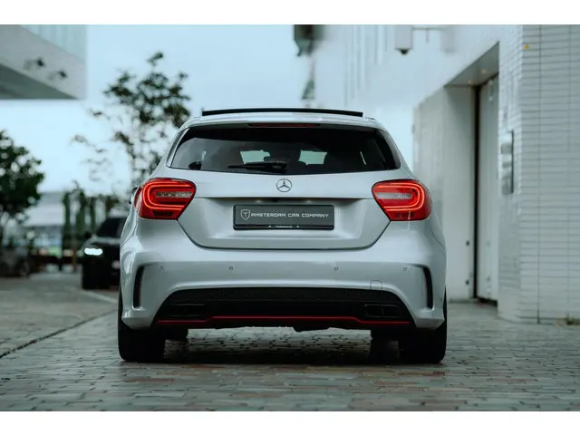 Mercedes-Benz A-Klasse 250 Sport 2012 Benzine 5