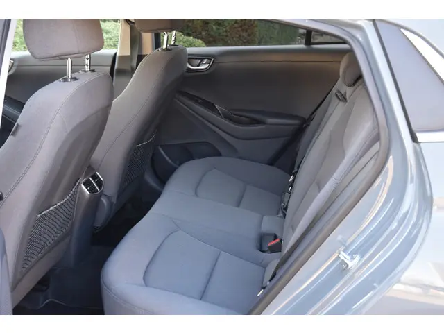 Hyundai IONIQ Comfort EV 38 kWh 2020 Elektrisch 8