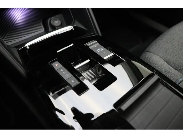 Citroën ë-C4 Shine 50 kWh 2021 Elektrisch 28