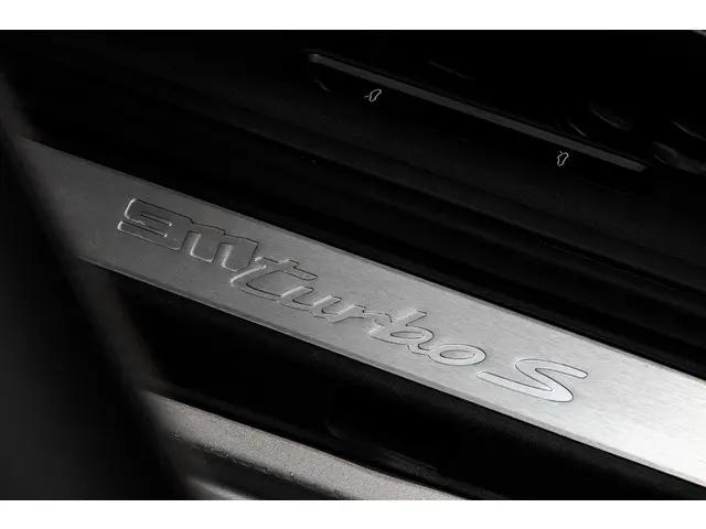 Porsche 911 3.8 Turbo S 2020 Benzine 9