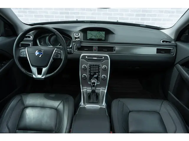 Volvo V70 2.0 T4 Polar+ Luxury 2016 Benzine 4
