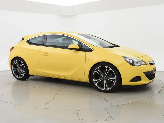 Opel Astra GTC 1.4 TURBO 140 PK SPORT 2013 Benzine 22