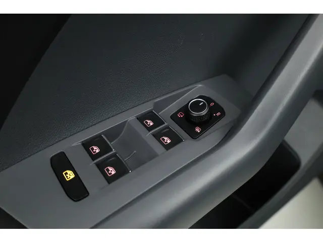 Volkswagen T-Cross 1.0 TSI Style DSG 2021 Benzine 7