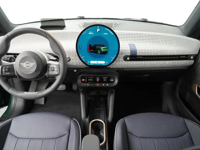 MINI 3-Deurs Cooper E Favoured + M-pakket 2025 Elektrisch 8
