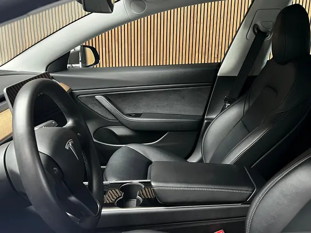 Tesla Model 3 Long Range AWD 75 kWh 2022 Elektrisch 14