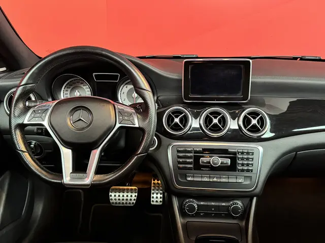 Mercedes-Benz CLA CLA 250 Edition 1 2013 Benzine 4