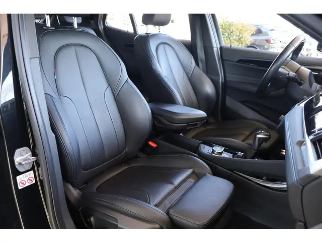 BMW X2 xDrive25e 2023 Hybride Benzine 7