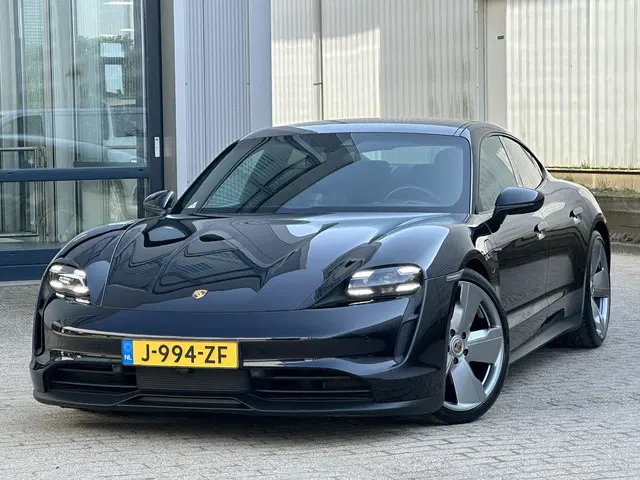 Porsche Taycan 4S Performance 84 kWh 2020 Elektrisch 6