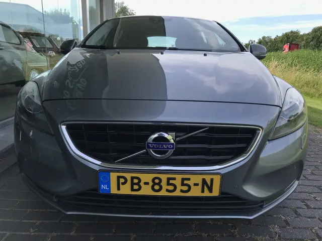 Volvo V40 2.0 D2 Business Automaat 2016 Diesel 4