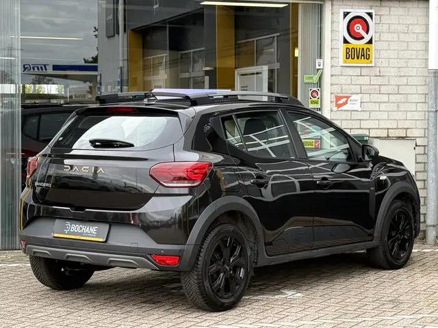 Dacia Sandero Stepway 1.0 TCe 110 Extreme 2024 Benzine 24