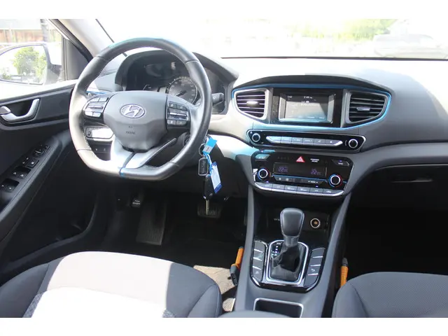 Hyundai IONIQ 1.6 GDi PHEV i-Motion 2019 Hybride Benzine 4