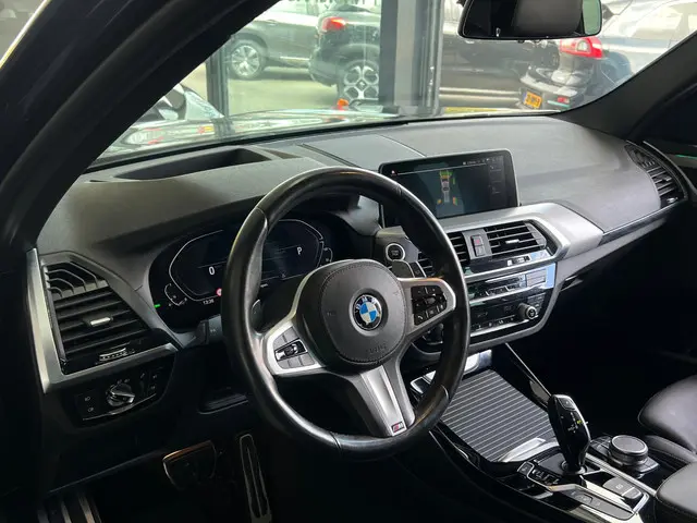BMW X3 xDrive30e Executive 2021 Hybride Benzine 25
