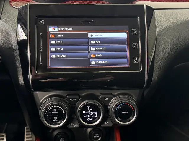 Suzuki Swift 1.4 Sport 2019 Benzine 39