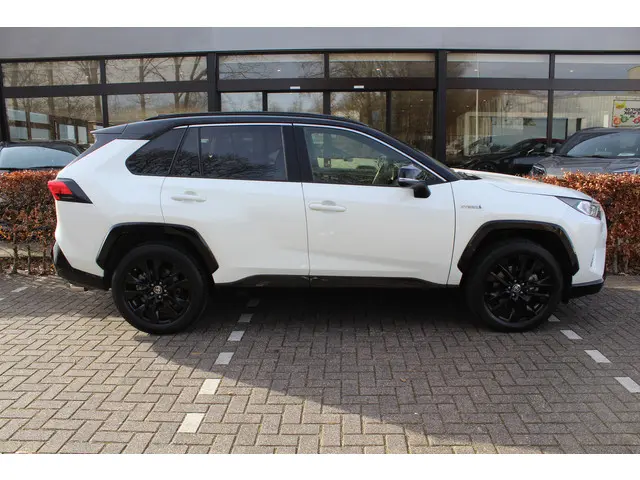 Toyota RAV4 2.5 Hybrid AWD Bi-Tone 2022 Hybride Benzine 28