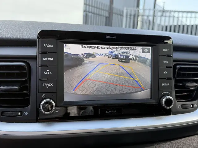 Kia Stonic 1.0 T-GDi DynamicLine 2020 Benzine 28