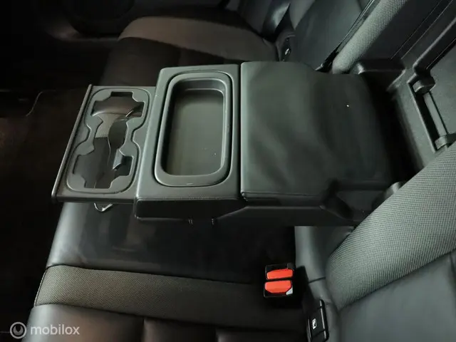 Volvo V60 2.0 T4 R-Design / polestar 211pk 2019 Benzine 47