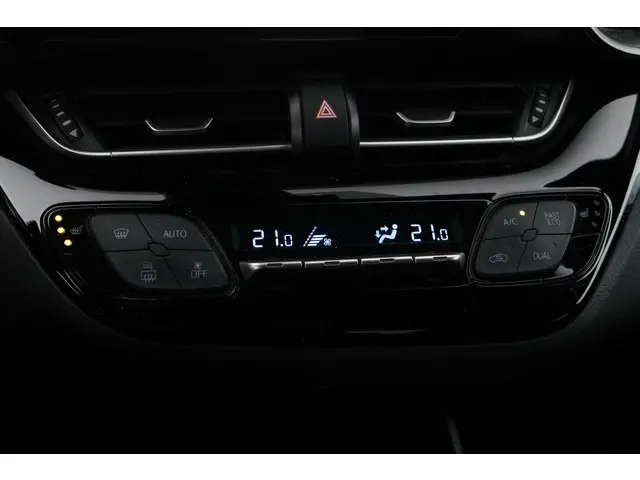 Toyota C-HR 1.8 Hybrid Style 2022 Hybride Benzine 19