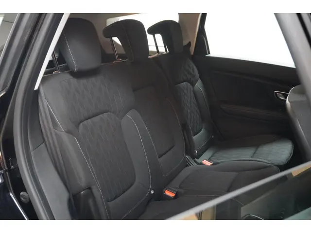 Renault Grand Scénic 1.3 TCe Limited 7p. 2020 Benzine 29