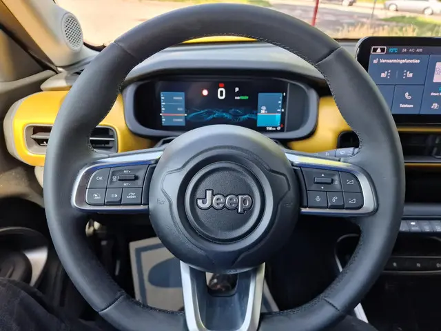 Jeep Avenger Longitude 54 kWh 2023 Elektrisch 22