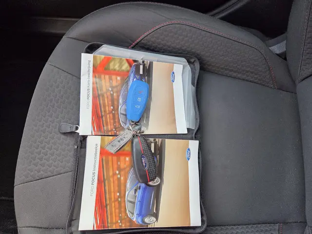 Ford Focus Wagon 1.0 ST-Line 2018 Benzine 24