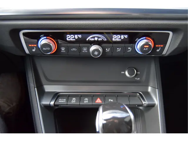 Audi Q3 40 TFSI quattro S Line Pro Line S 2019 Benzine 26