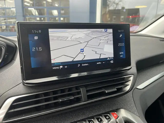 Peugeot 3008 1.2 Turbo 130 PK 2021 Benzine 33