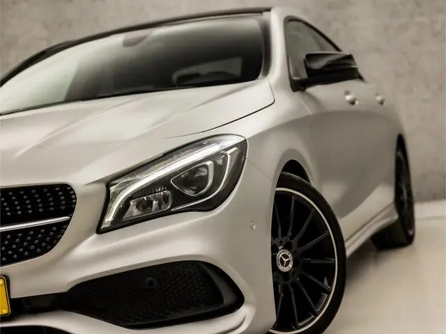 Mercedes-Benz CLA 180 AMG Sport 2018 Benzine 15