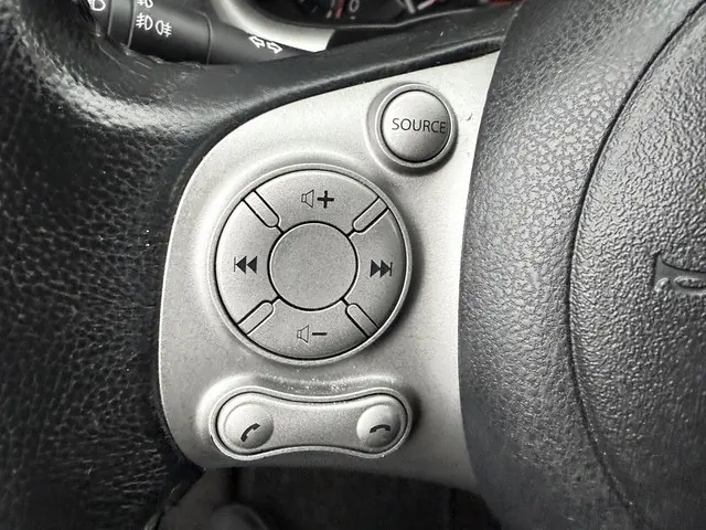 Nissan Micra 1.2 DIG-S Connect Edition 2012 Benzine 16