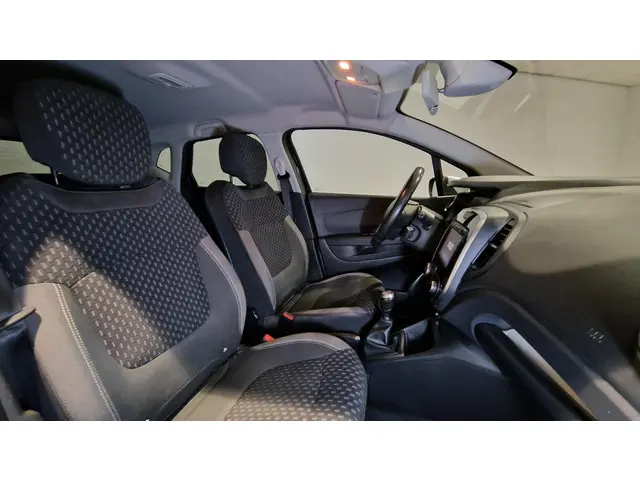 Renault Captur 3