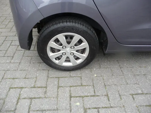 Hyundai i10 1.0i i-Motion Comfort 2016 Benzine 9