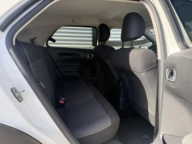 Citroën C4 Cactus 1.2 VTi Shine 2015 Benzine 11