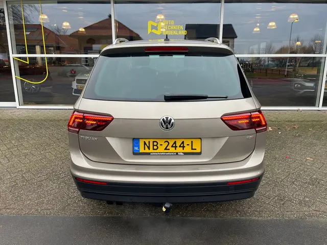 Volkswagen Tiguan 1.4 TSI Connected Series 2017 Benzine 4