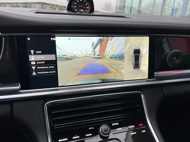 Porsche Panamera 4.0 Turbo Vol opties 2016 Benzine 22