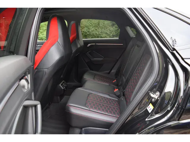 Audi RSQ3 Sportback 2022 Benzine 16