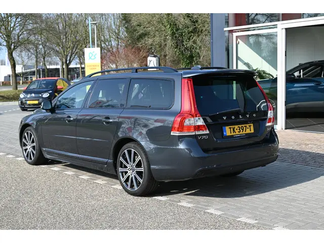 Volvo V70 2.0 T4 Dynamic Edition 2015 Benzine 5