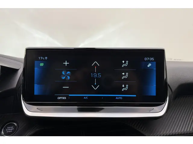 Peugeot 208 1.2 PureTech Allure Pack 2023 Benzine 22