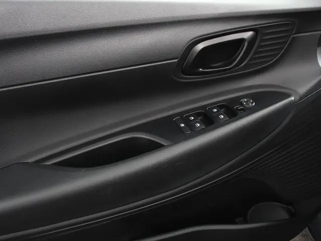 Hyundai i20 1.0 T-GDI Advanced 2024 Benzine 12