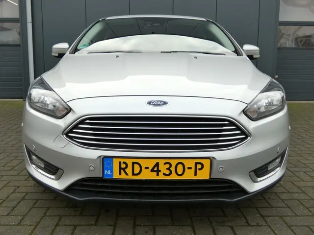 Ford Focus Wagon HELAAS VERKOCHT!!! 2017 Benzine 5