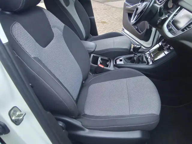 Opel Grandland X 1.2 Turbo Edition 2019 Benzine 12