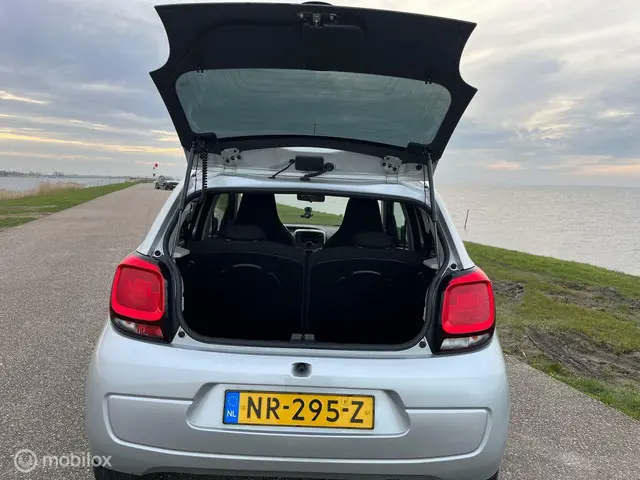 Citroën C1 1.0 e-VTi Feel (NAP/APK/AIRCO/5-deurs) 2017 Benzine 18