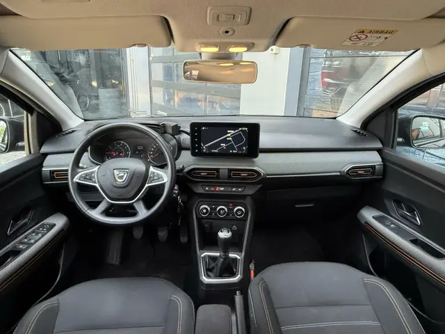 Dacia Sandero 1.0 TCe 100 Bi-Fuel Essential 2021 Benzine 13
