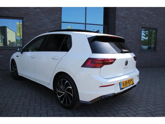 Volkswagen Golf 1.5 eTSI R-Line 2024 Benzine 13
