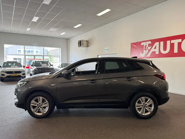 Opel Grandland X 1.2 Turbo 2019 Benzine 2