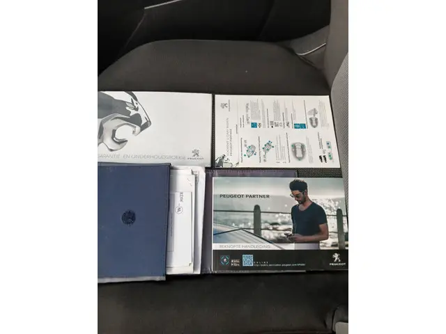 Peugeot Partner 1.5 BlueHDI Premium 2020 Diesel 21