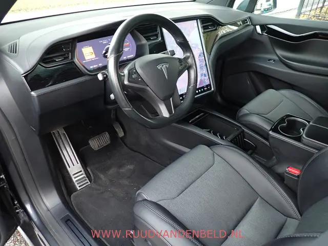 Tesla Model X 100D 2018 Elektrisch 8