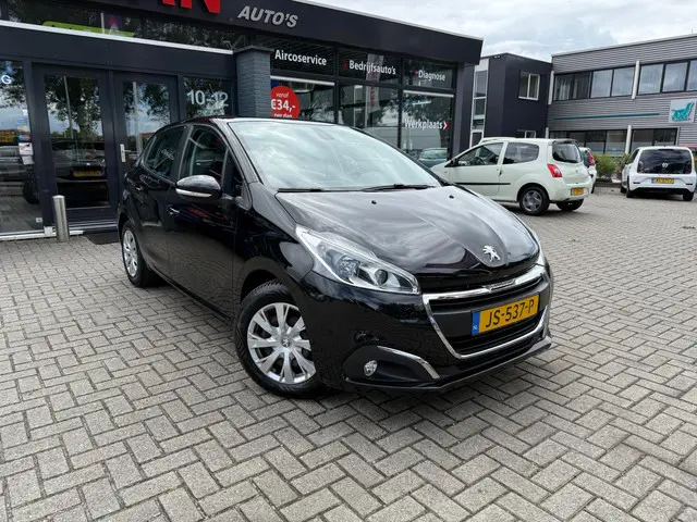 Peugeot 208 1.2 PureTech Blue Lease 2016 Benzine 2
