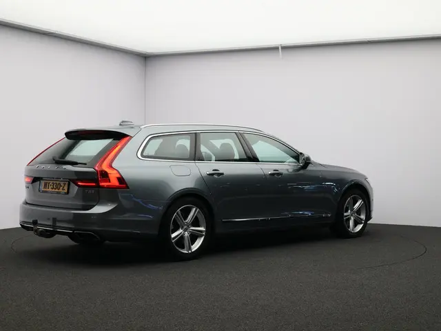 Volvo V90 2.0 T5 Inscription 2017 Benzine 2