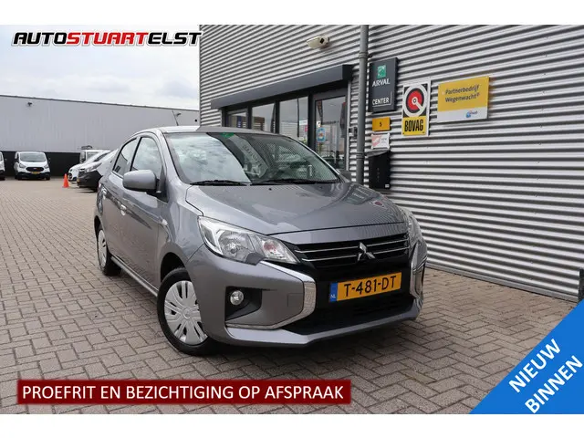Mitsubishi Space Star 1.2 Connect+ 2023 Benzine